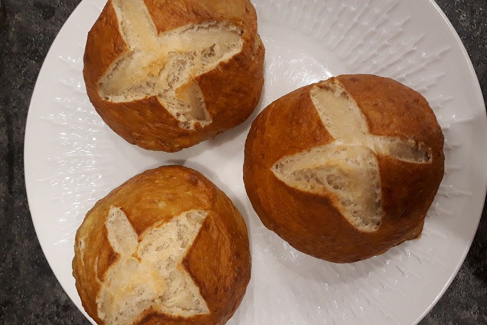 Laugenbrötchen