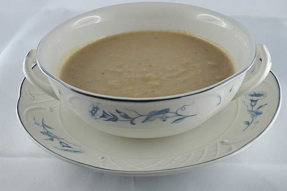 Böhmische Selleriesuppe