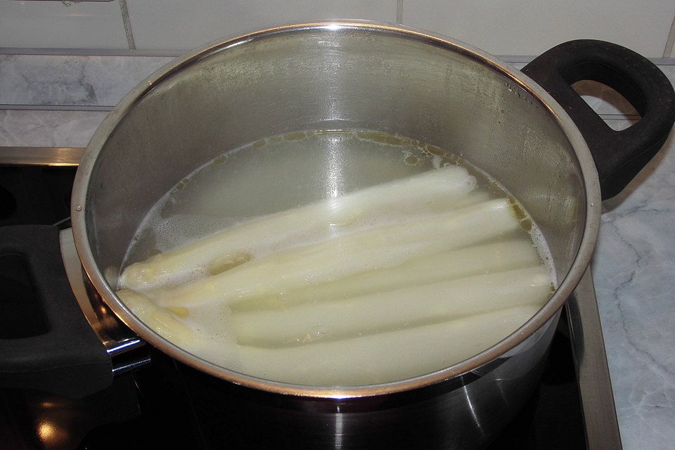 Spargel, gekocht