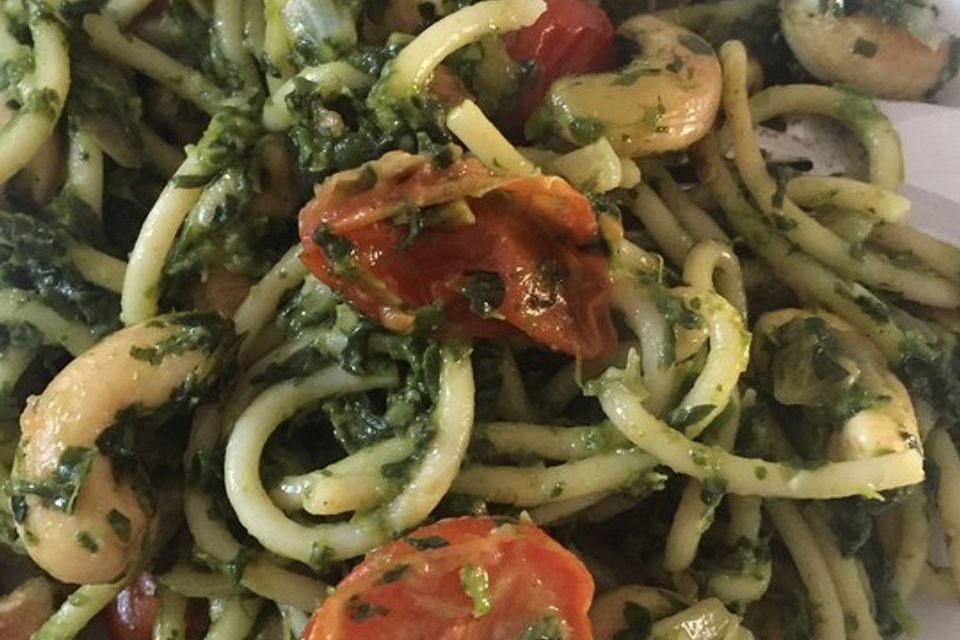 Spinat-Cashew-Pasta