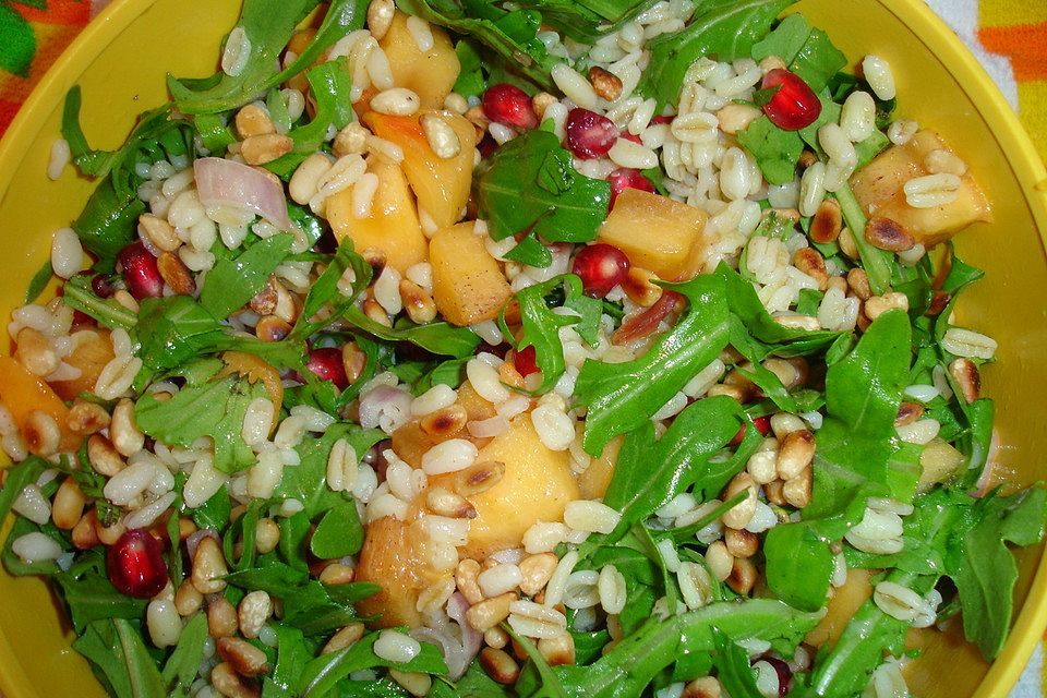 Fruchtiger Salat mit Ebly