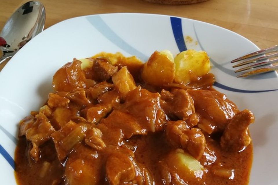 Gulasch im Schnellkochtopf