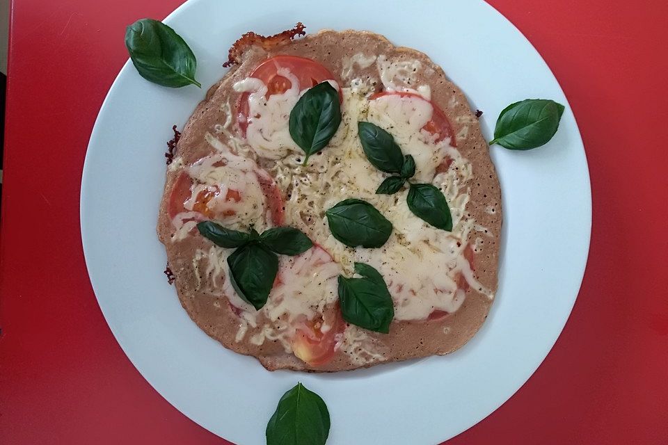 Dinkelpfannekuchen "Caprese"