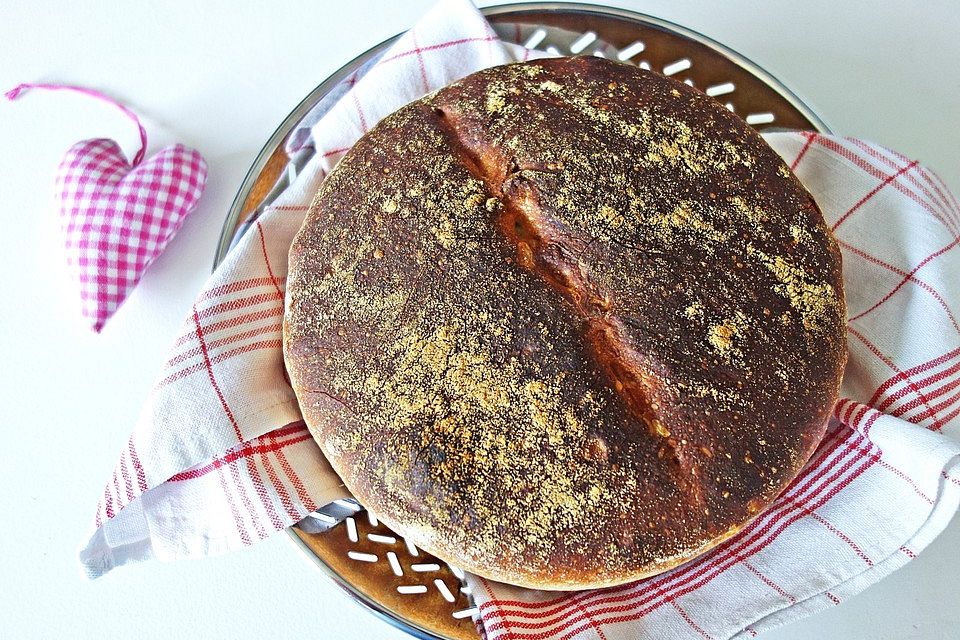 Bauernbrot aus dem Römertopf