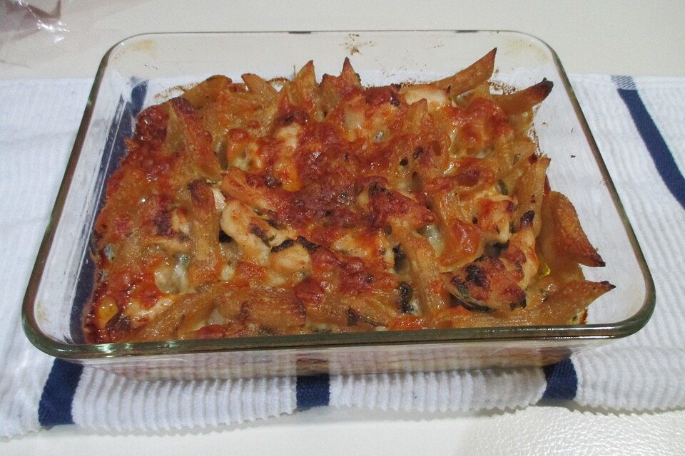 Deftiger Hähnchen Alfredo Auflauf