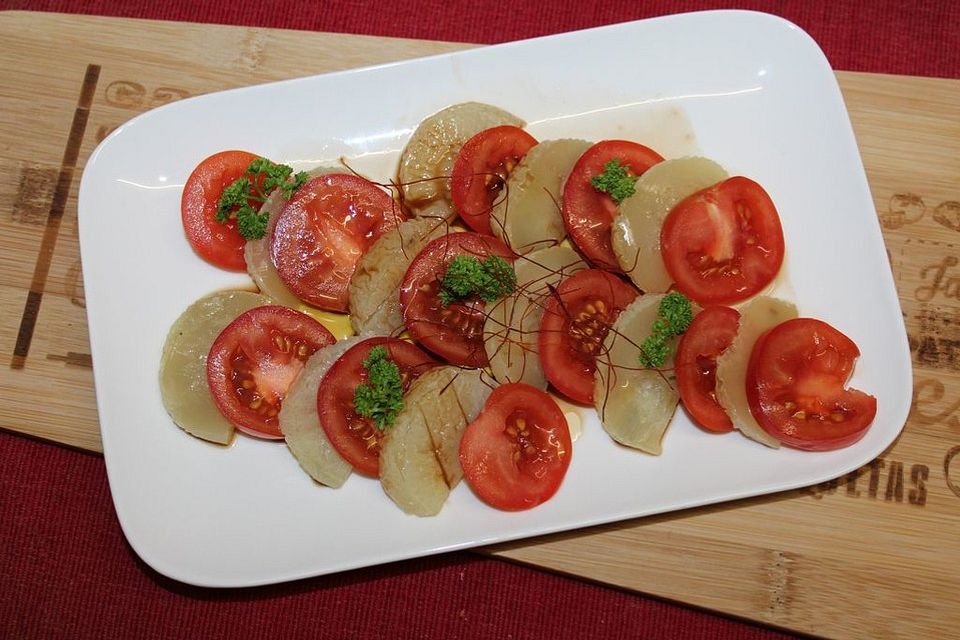 Harzer Käse-Tomate-Carpaccio