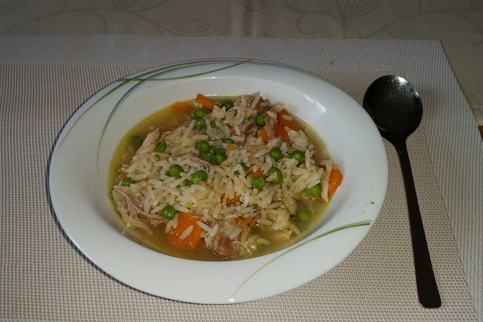 Hühnersuppe mit Reis