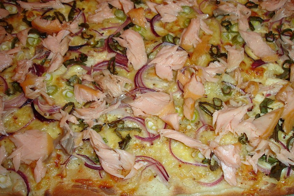 Flammkuchen mit Stremellachs