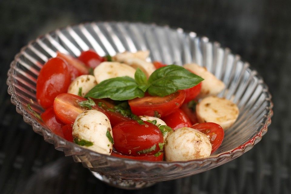 Mozzarella - Tomaten - Salat