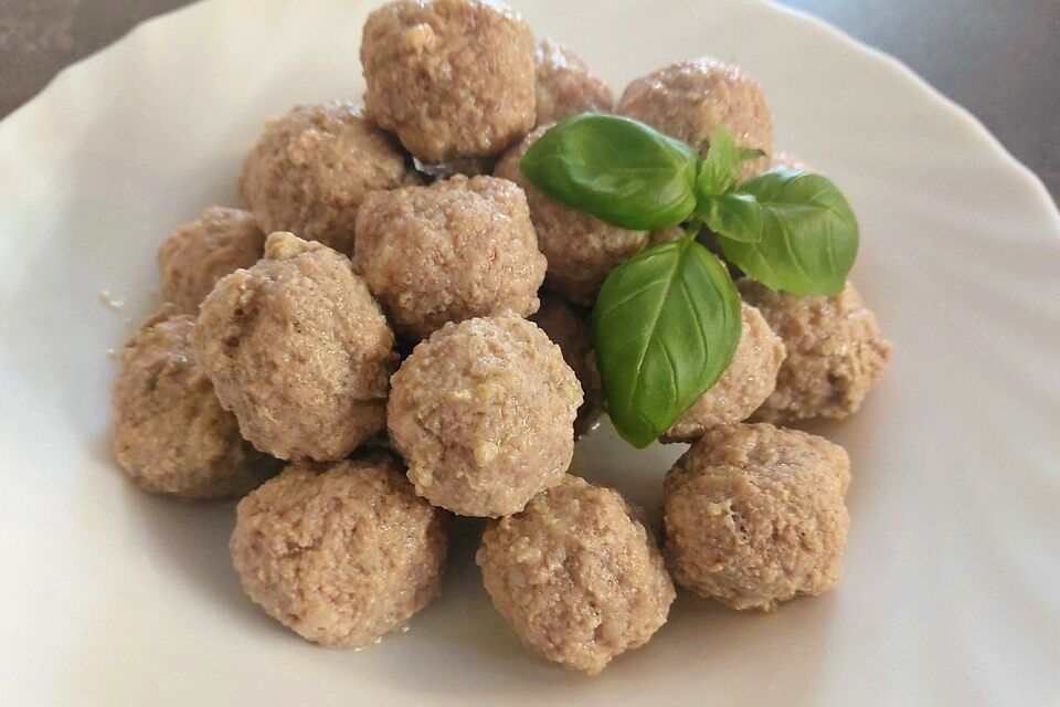 Camembertklößchen - Suppeneinlage