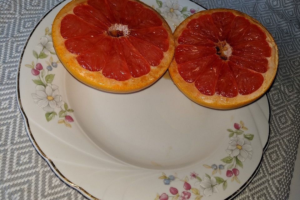 Gebackene Grapefruit mit Honig