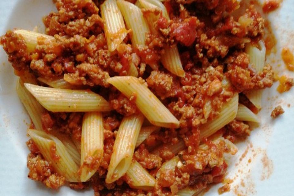 Nudeln mit Bolognese