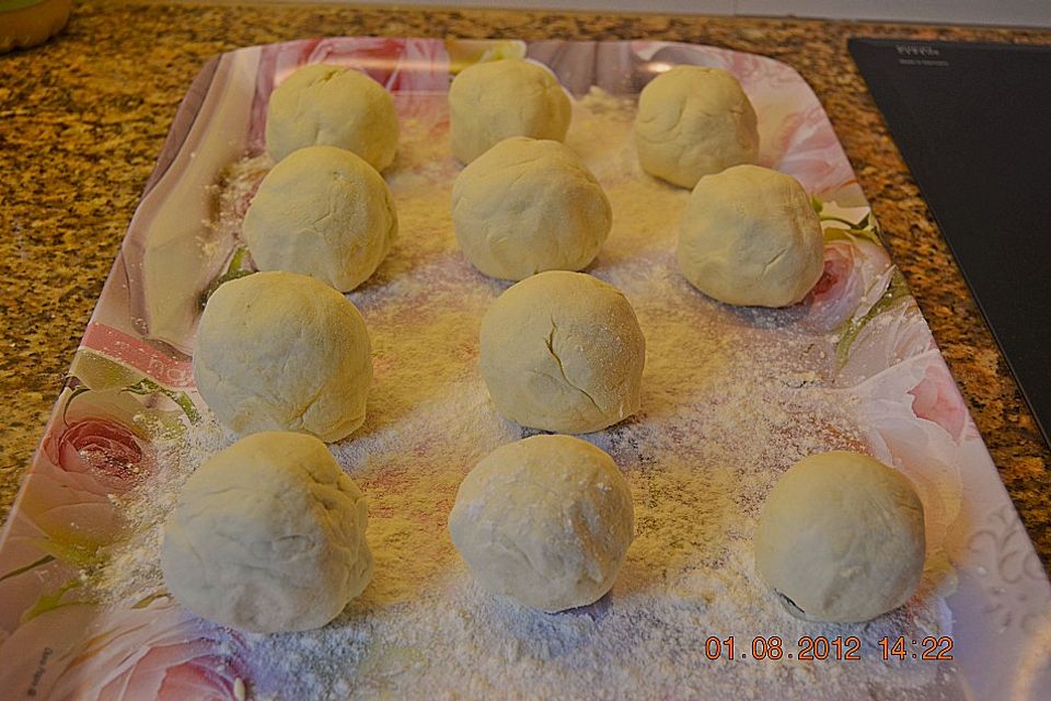 Zwetschgenknödel