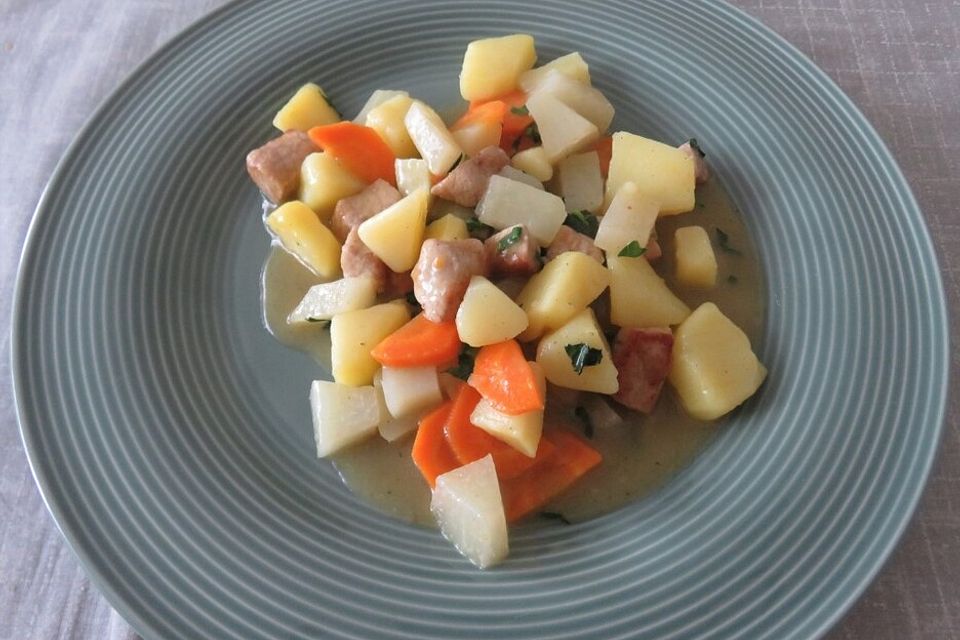 Kartoffelragout mt Frühlingsgemüse