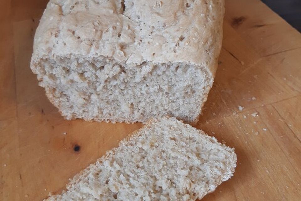 Dinkel-Haferflocken-Brot