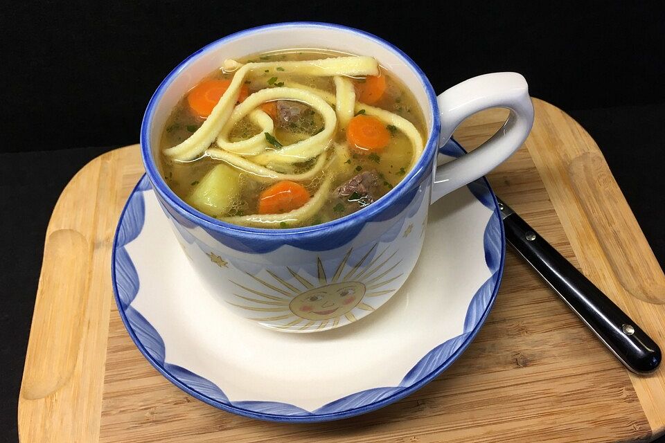 Spätzle-Suppe