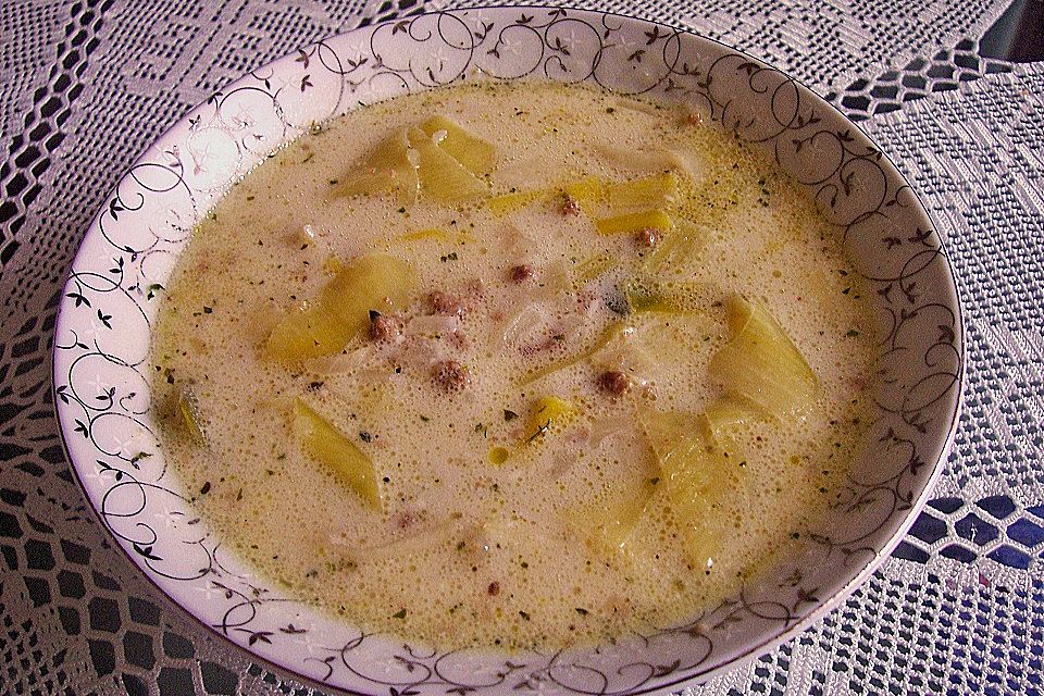 Porree - Hackfleisch - Suppe