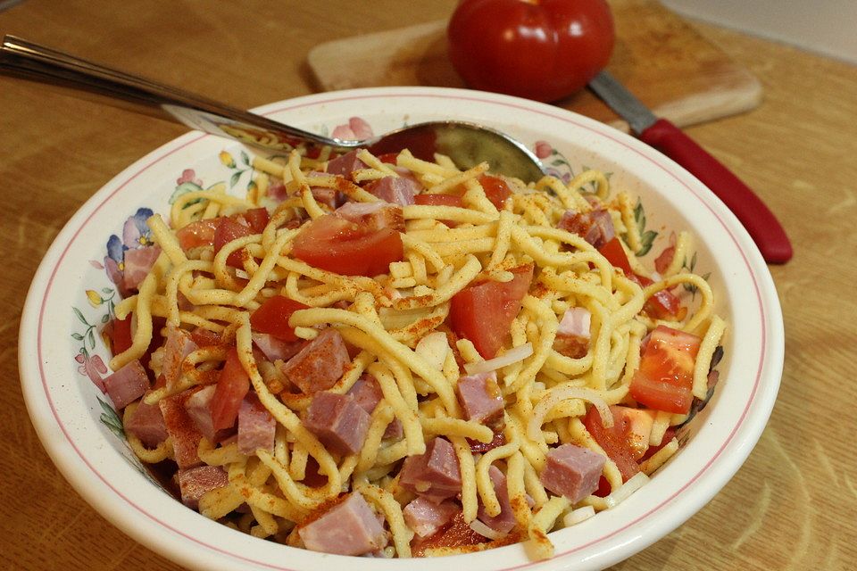 Spätzlesalat mit Kasseler