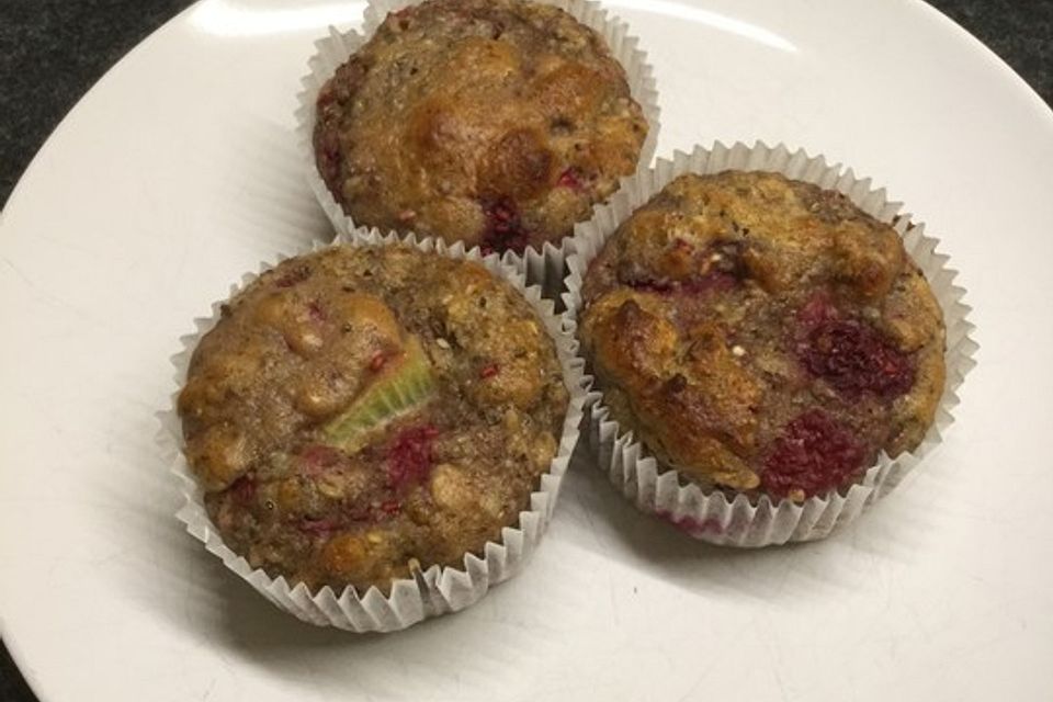 Himbeer-Kiwi-Chia Muffins