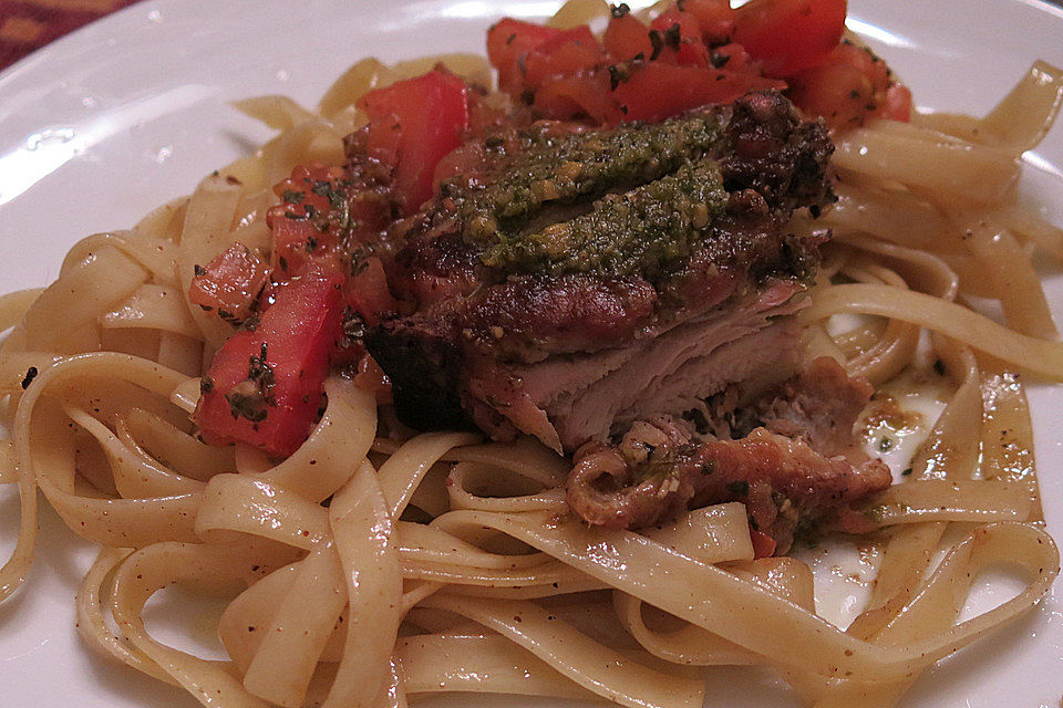 Alfredos Hähnchen mit Pesto