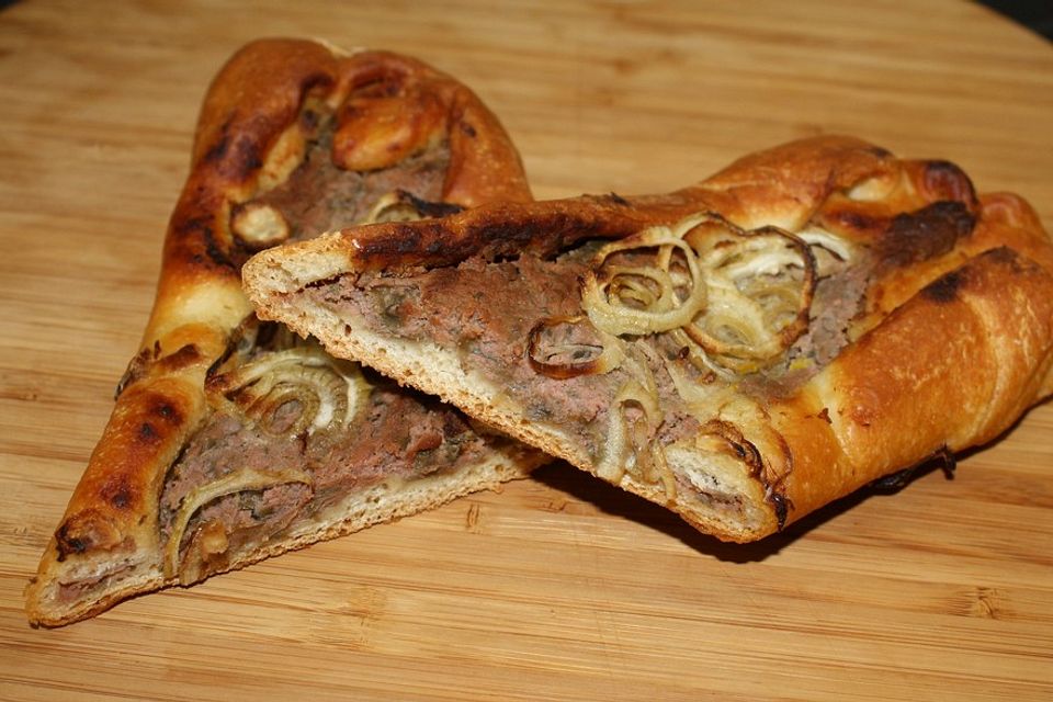 Pide mit Leberwurst