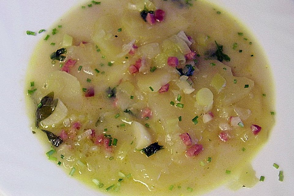 Lauchsuppe mit Speck