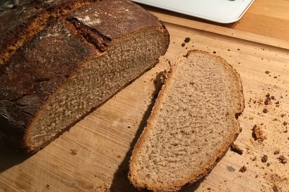 Roggenvollkornbrot mit Sauerteig