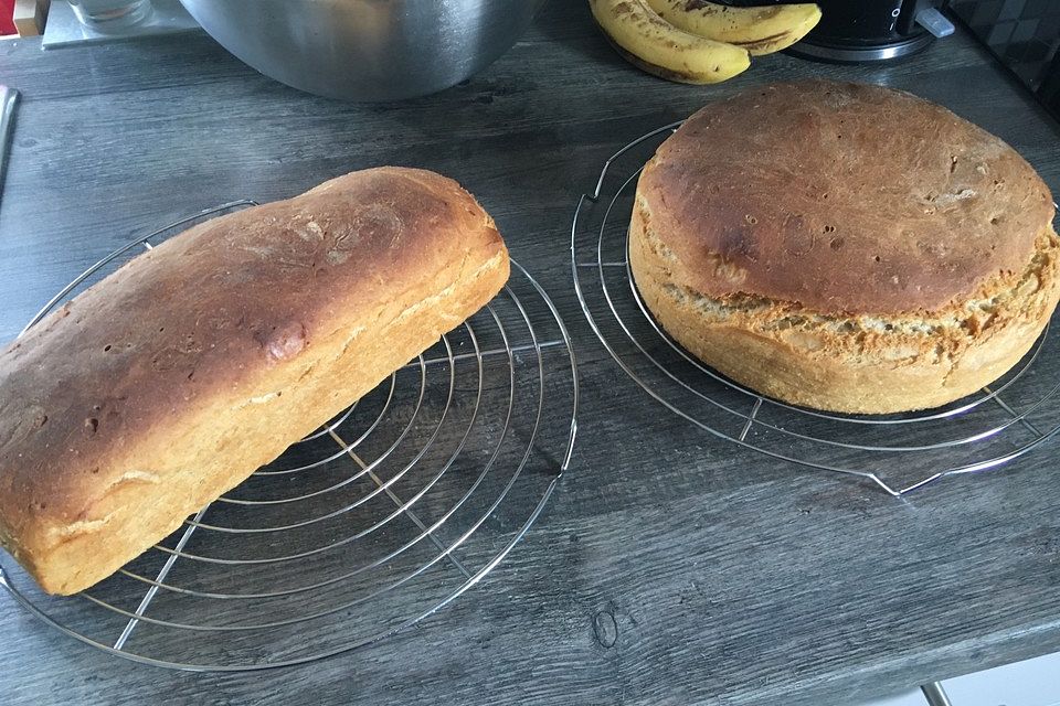 Roggenmischbrot mit Buttermilch