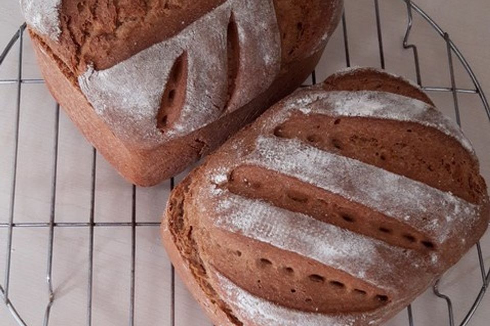 Roggenmischbrot mit Buttermilch