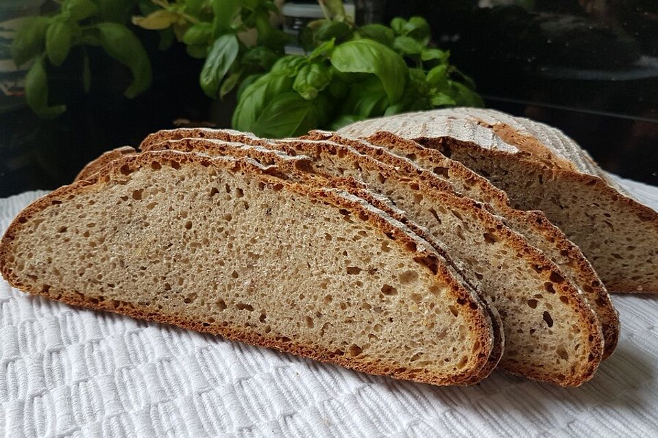 Roggenmischbrot mit Buttermilch