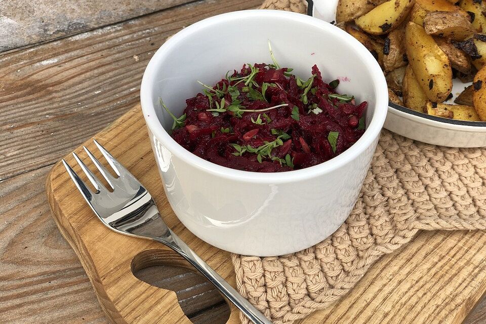 Roher Rote Bete-Salat