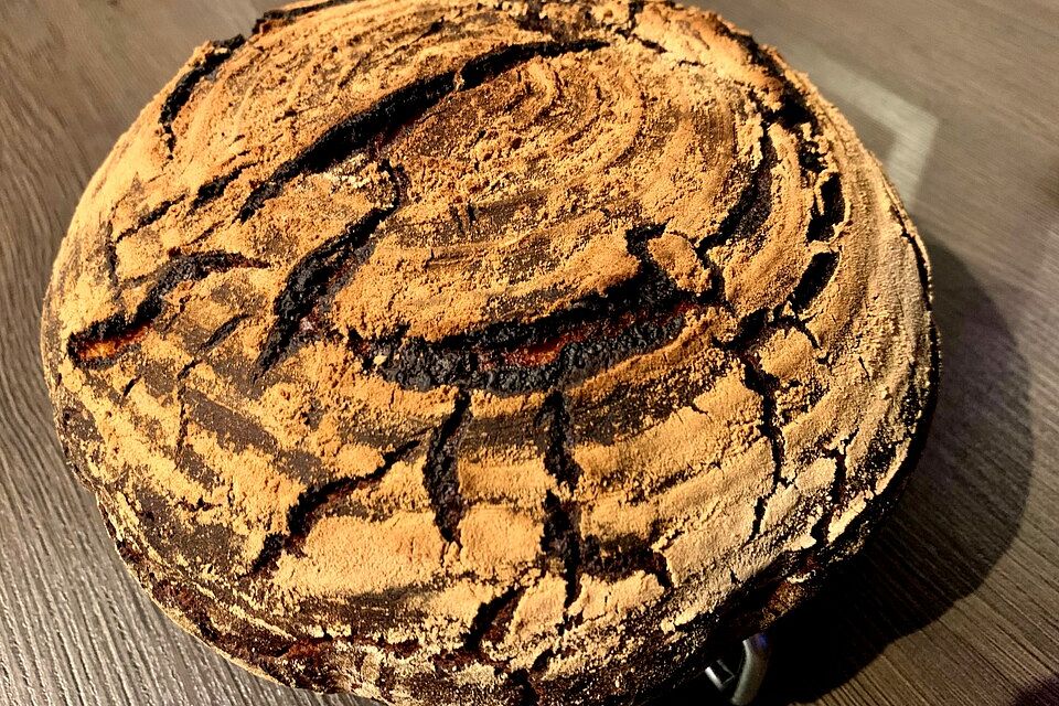 Rustikales Krustenbrot