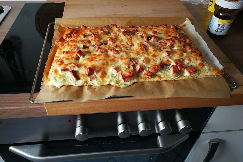 Schnelle Leberkäse-Pizza