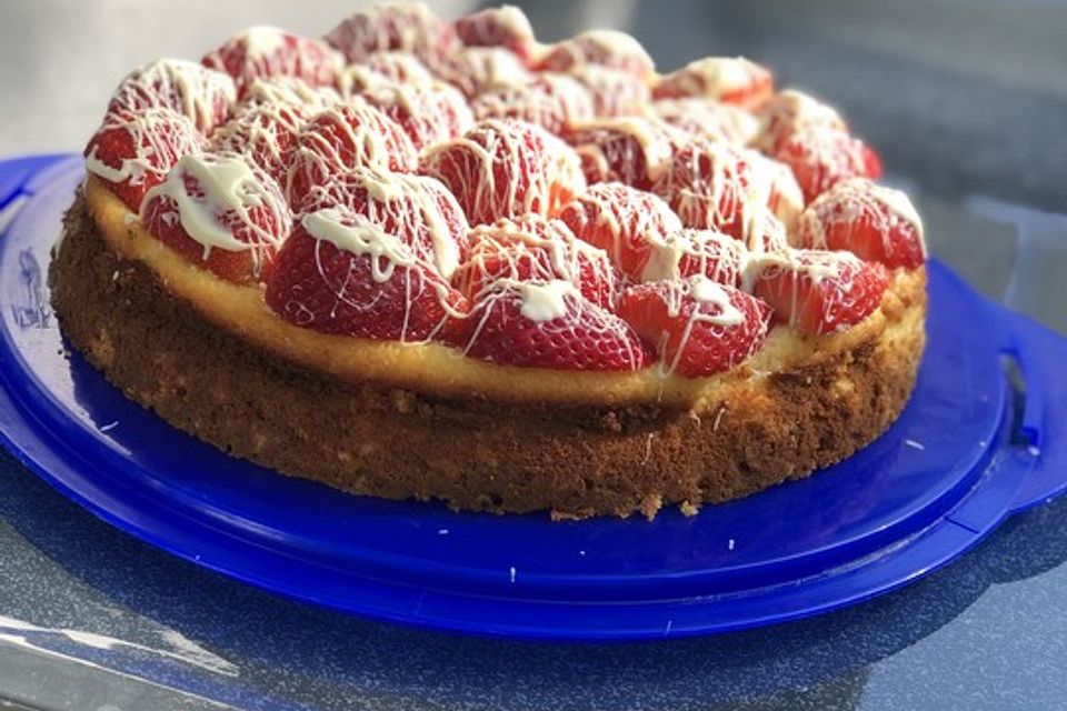 Käsekuchen mit Erdbeeren