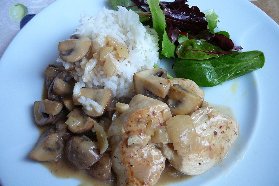 Hähnchenmedaillons mit Champignons