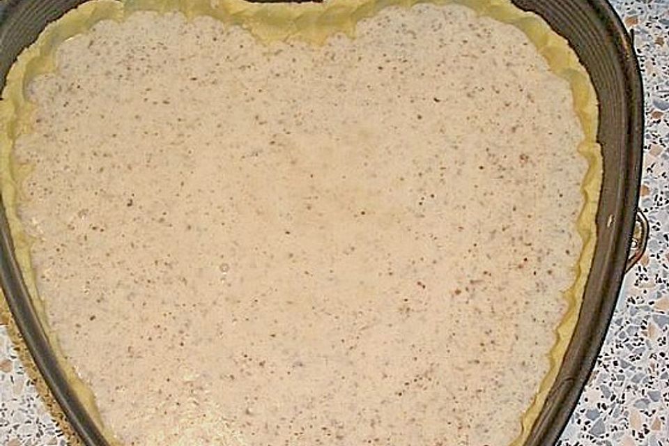 Aprikosenkuchen mit Mandelguss