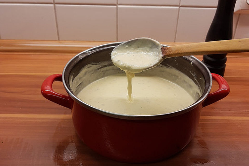 Knoblauch-Käse-Sauce