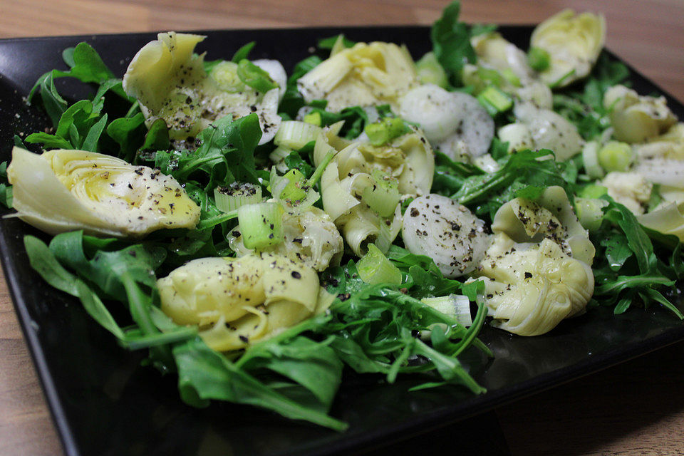 Artischocken-Rucola-Salat