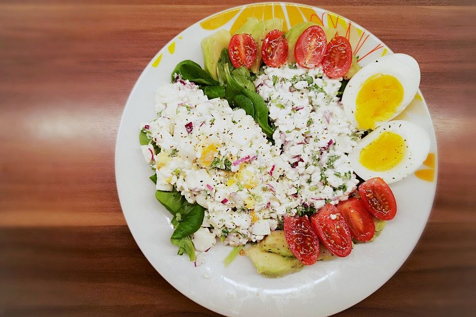 Avocado - Hüttenkäse - Salat