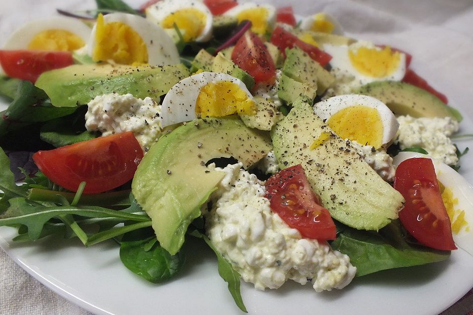 Avocado - Hüttenkäse - Salat