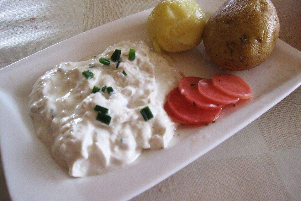 Herzhafter Quark mit Pellkartoffeln