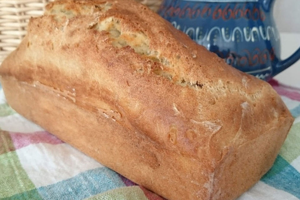 Sommerliches Dinkelweißbrot mit Olivenöl