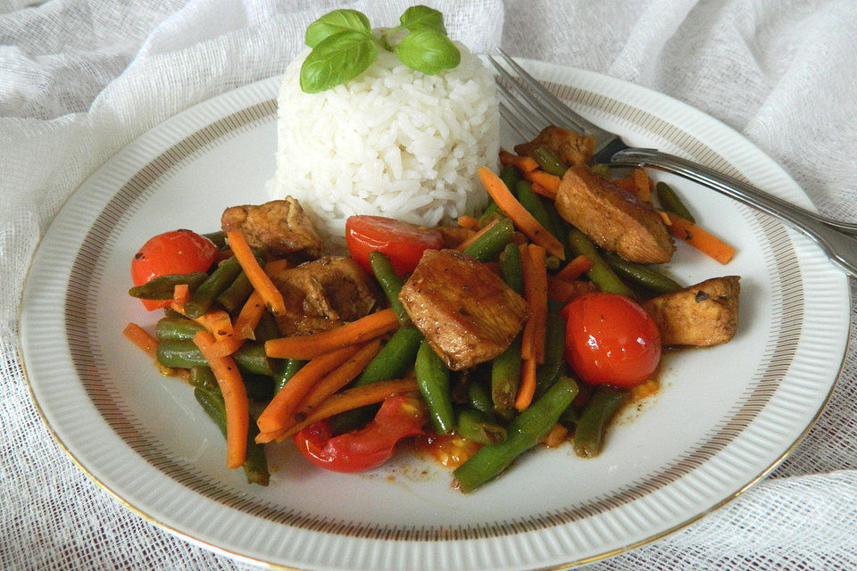 Hähnchen-Gemüsepfanne mit Balsamico