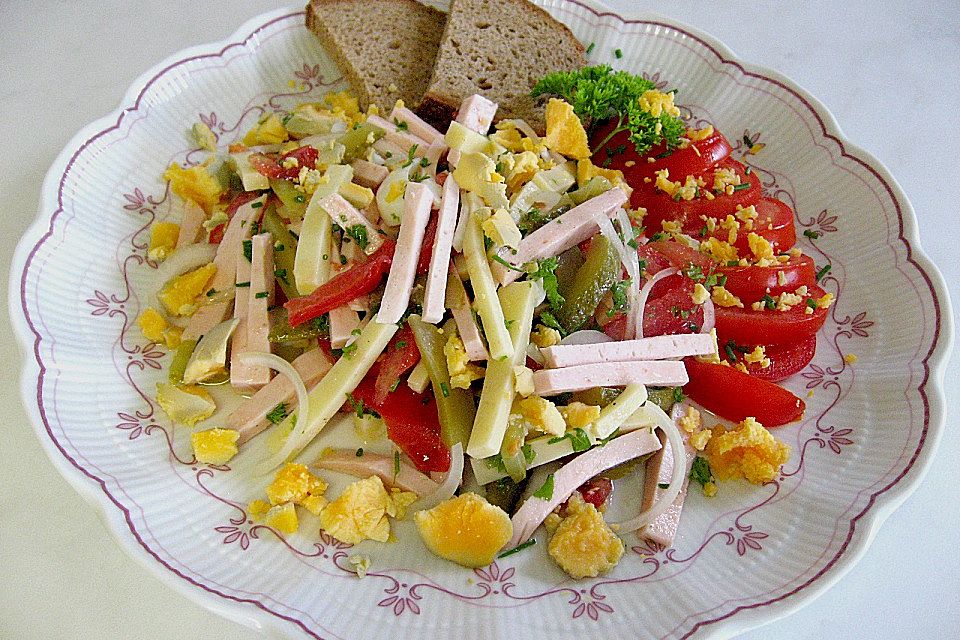 Claudias Wurstsalat plus