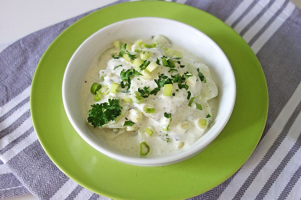 Schwäbischer Gurkensalat