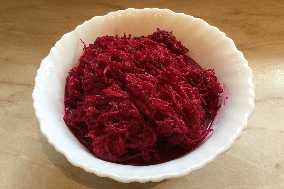 Rote-Beete-Rohkost-Salat