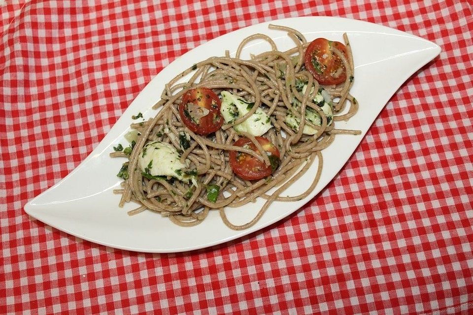 Spaghettisalat mit Feta