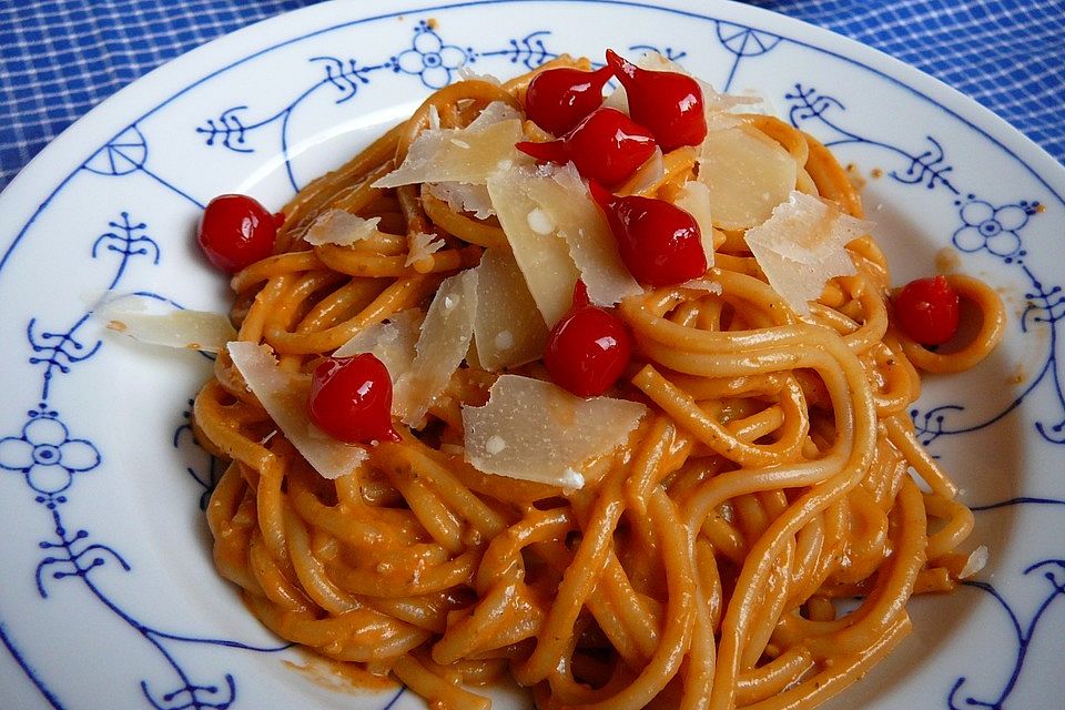 Pasta mit Pesto Siciliana