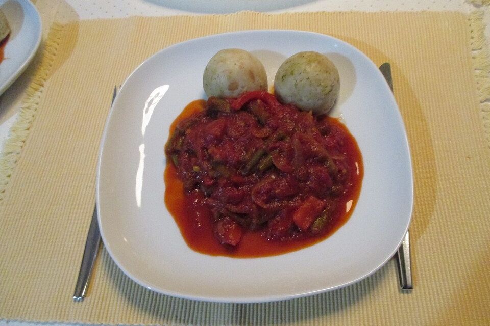 Paprika-Bohnen-Gulasch