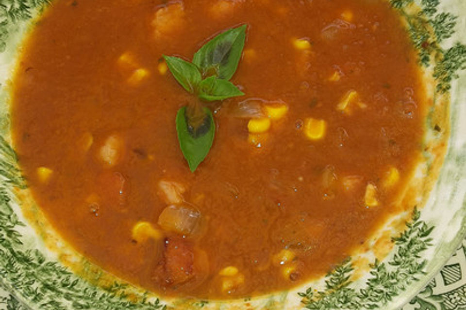 Tomatensuppe mit Mais